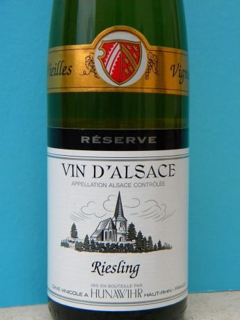 Photo d'une bouteille de Cave Vinicole de Hunawihr Alsace Riesling