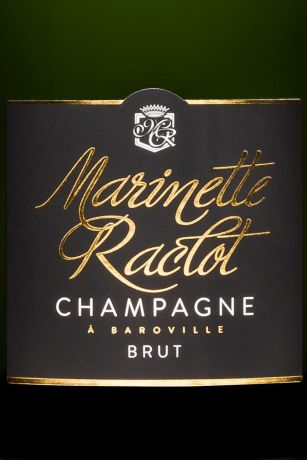 Photo d'une bouteille de Champagne brut tradition Champagne