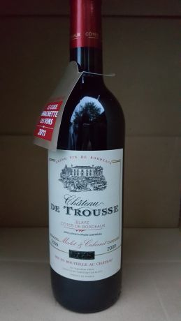 Photo d'une bouteille de Château de Trousse Blaye-Côtes-de-Bordeaux