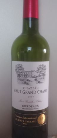 Photo d'une bouteille de Château Haut Grand-Champ Bordeaux