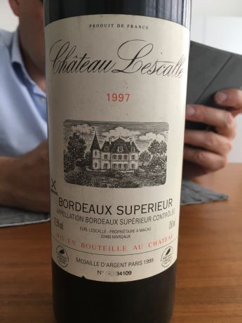 Photo d'une bouteille de Château Lescalle Bordeaux-supérieur
