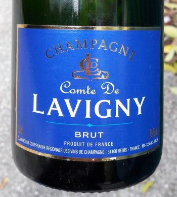Photo d'une bouteille de Comte de Lavigny, Brut Champagne