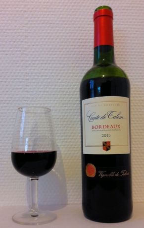 Photo d'une bouteille de Comte de Talem Bordeaux