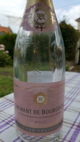 Photo d'une bouteille de Crémant de Bourgogne Crémant-de-Bourgogne