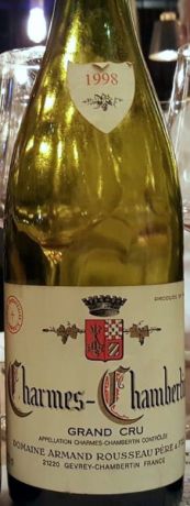 Photo d'une bouteille de Domaine Armand Rousseau Père et Fils Charmes-Chambertin-Grand-Cru
