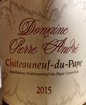 Photo d'une bouteille de Domaine Pierre André Châteauneuf-du-Pape