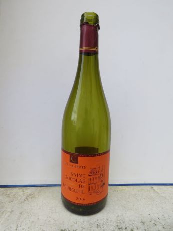 Photo d'une bouteille de Dominique Foucher Saint-Nicolas-de-Bourgueil