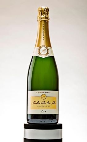 Photo d'une bouteille de Gouttes d'Or Champagne