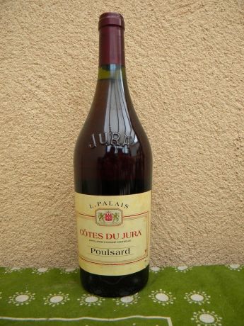 Photo d'une bouteille de L. Palais Côtes-du-Jura