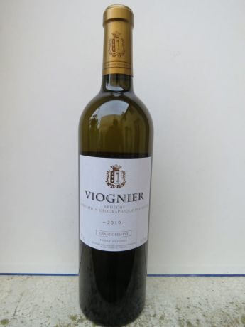 Photo d'une bouteille de Les Vignerons Ardéchois Vin de Pays de l'Ardèche