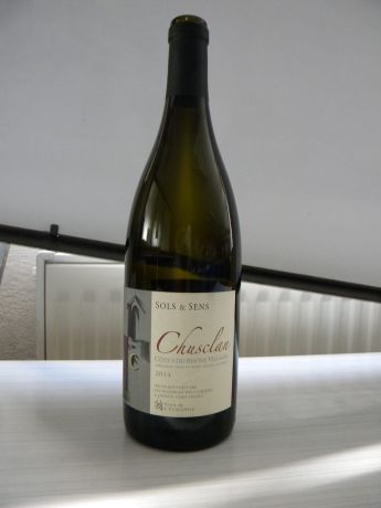 Photo d'une bouteille de Les vignerons des 4 chemins Côtes-du-Rhône-Villages Chusclan