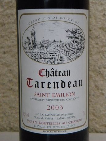 Photo d'une bouteille de Château Tarendeau Saint-Emilion